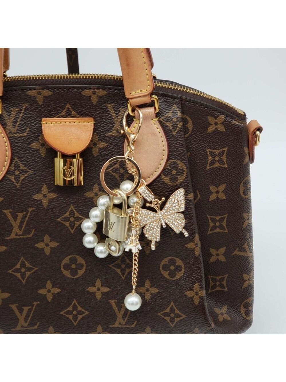 LV Gold Padlock Authentic 🔑 Luxury Bag Charm w/ Unbranded Butterfly Keychain